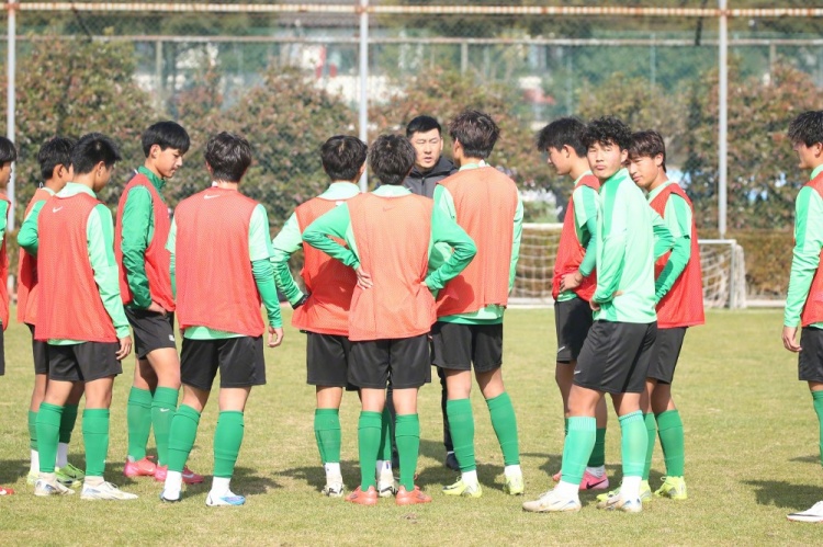  浙江U18、U16兩隊(duì)已前往日本橫濱和琦玉，進(jìn)行為期約10天的拉練