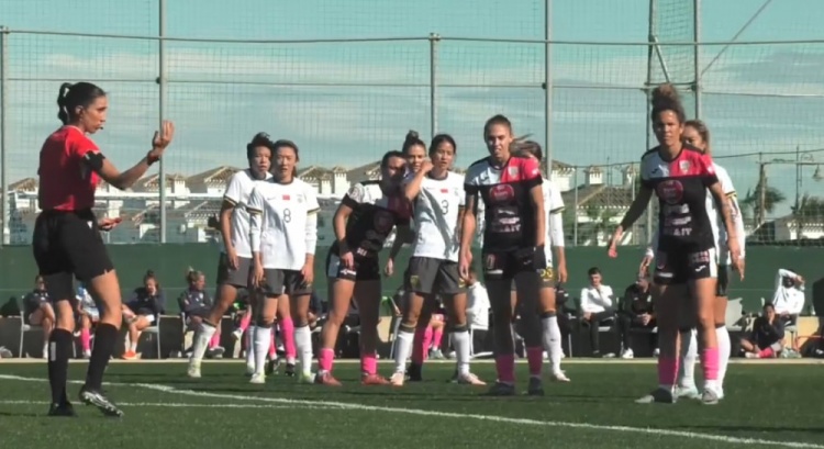  唐佳麗梅開二度、邵子欽破門，中國女足3-2擊敗Alhama俱樂部女足
