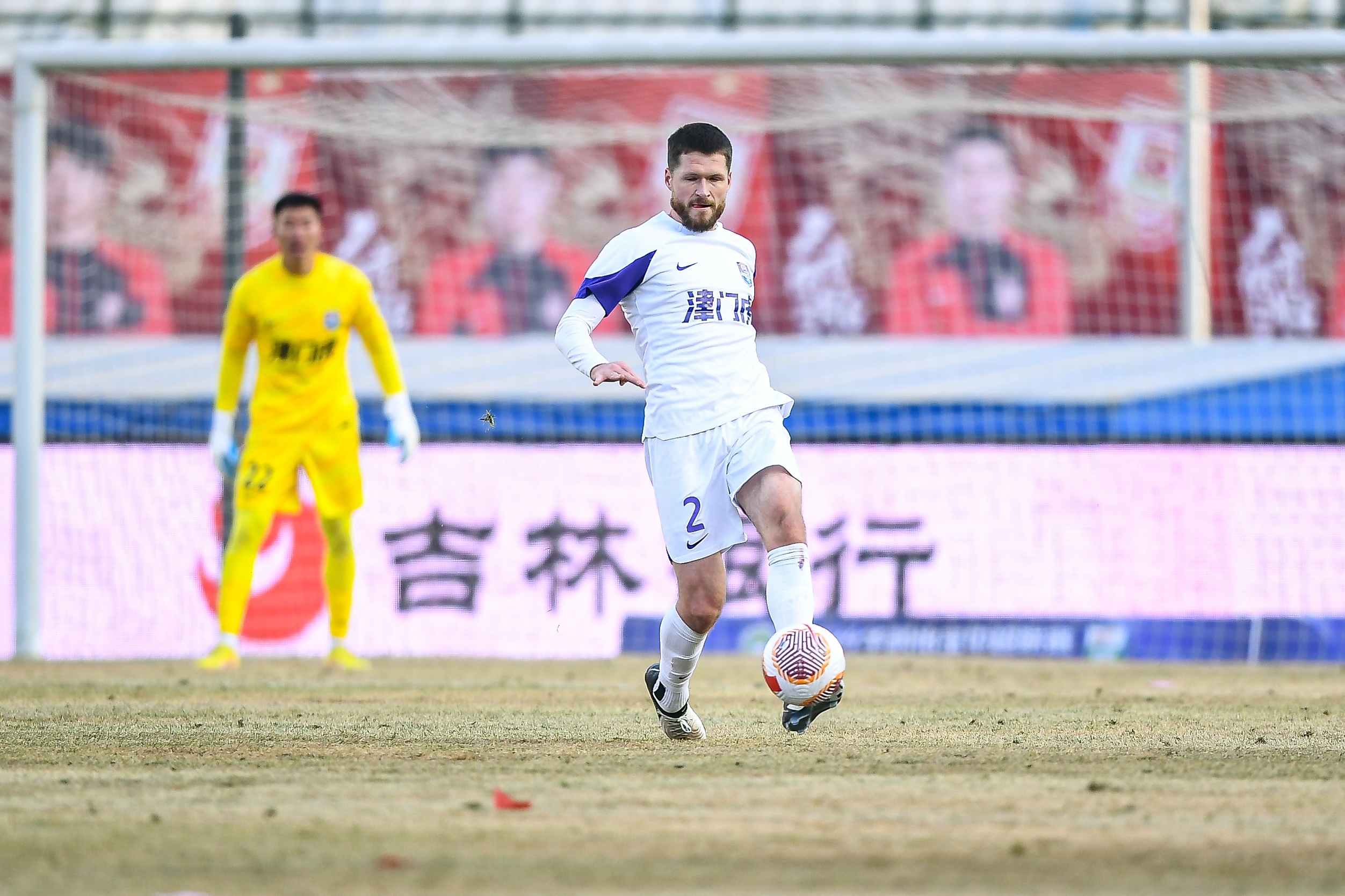  津門虎舊將亞冠對決格蘭特勝出，津媒：他離開津門虎因存?zhèn)‰[患